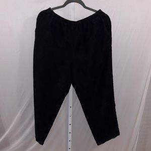 Alfred Dunner 14 P Suede Look Black Pants